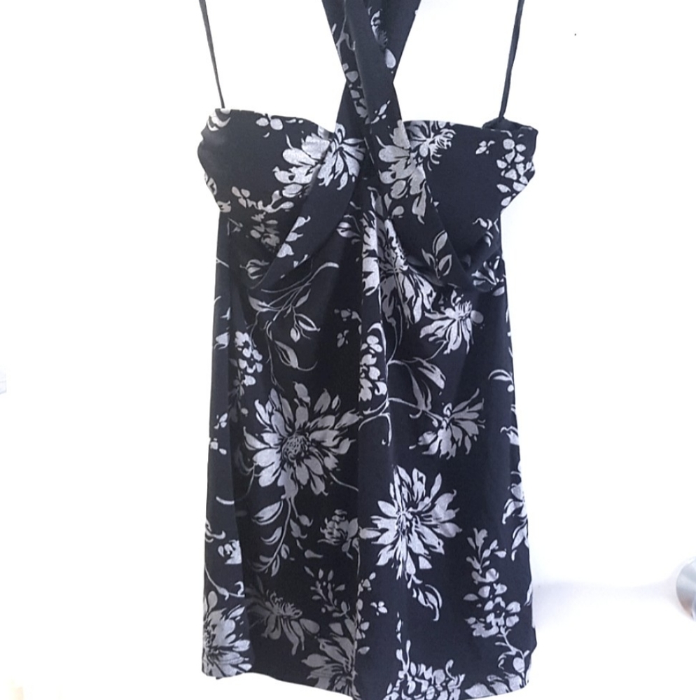 NEW Suzy Shier convertible black silver halter top